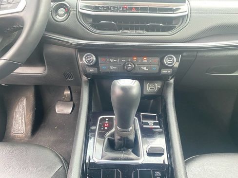 Used 2022 Jeep Compass Latitude w/ Convenience Group AWD/4WD image 11