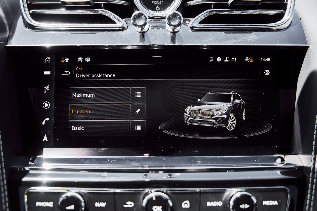 Used 2024 Bentley Bentayga AWD/4WD image 75
