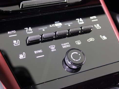 New 2026 Porsche Cayenne Coupe image 33