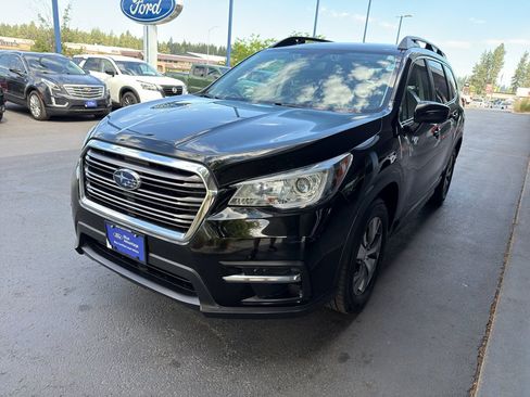 Used 2020 Subaru Ascent Premium w/ Convenience Package AWD/4WD image 3