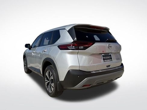 Certified 2023 Nissan Rogue SV image 3