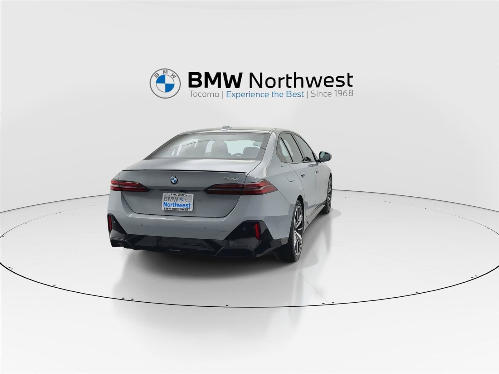 New 2026 BMW 530i w/ M Sport Package RWD image 2