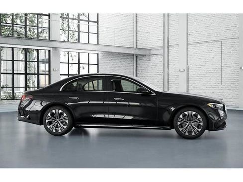 New 2026 Mercedes-Benz E 350 4MATIC Sedan image 15