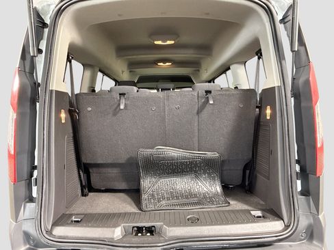 Used 2018 Ford Transit Connect XL image 32