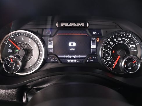 Used 2024 RAM 1500 Laramie RWD image 4