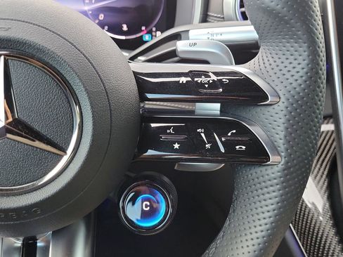 Used 2022 Mercedes-Benz SL 63 AMG SL 63 AMG image 25