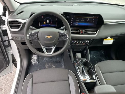 New 2026 Chevrolet TrailBlazer LT w/ Convenience Package image 24