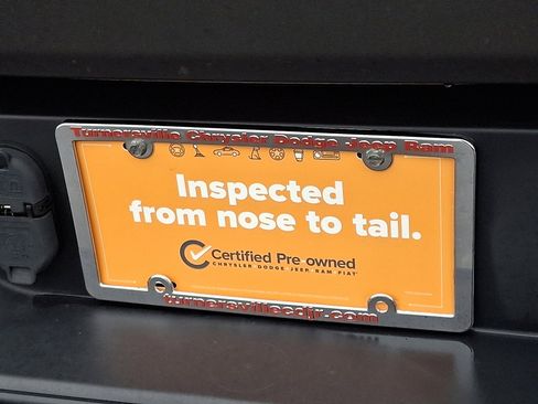 Used 2022 Jeep Gladiator Sport image 17