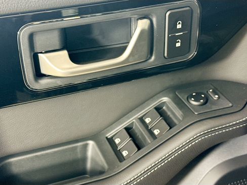 New 2026 INEOS Grenadier image 18