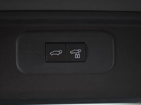 Used 2025 Toyota Grand Highlander AWD Hybrid image 18