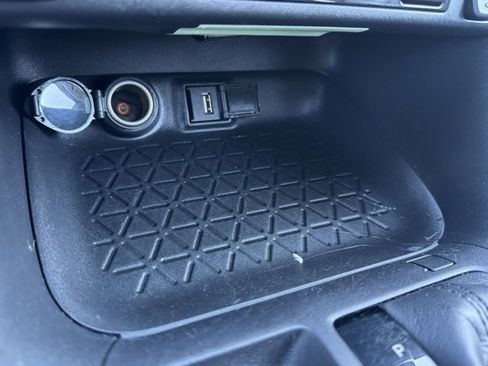 Certified 2021 Toyota RAV4 XLE w/ Convenience Package image 17