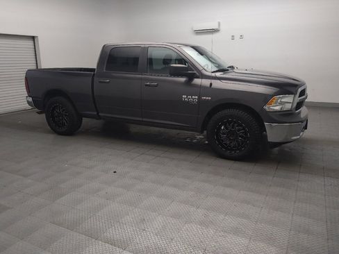 Used 2020 RAM 1500 Classic SLT RWD image 11