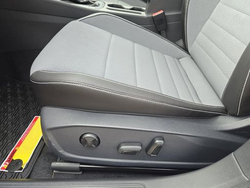 New 2026 Volkswagen Jetta SE image 18