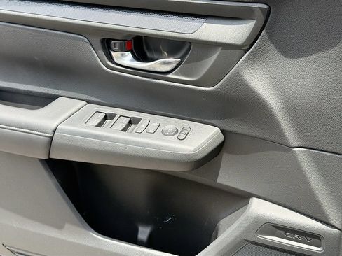Used 2025 Honda CR-V EX image 23