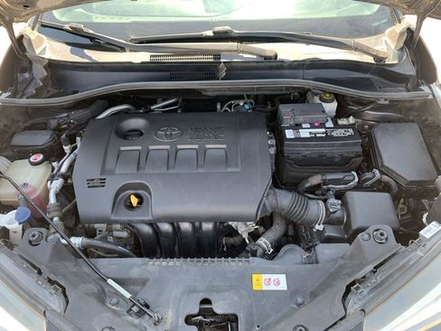 Used 2018 Toyota C-HR XLE FWD image 26