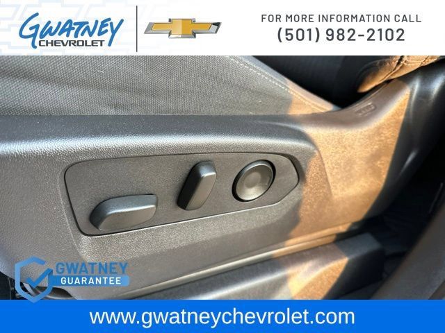 Used 2024 Chevrolet Silverado 1500 RST w/ Z71 Off-Road Package AWD/4WD image 23