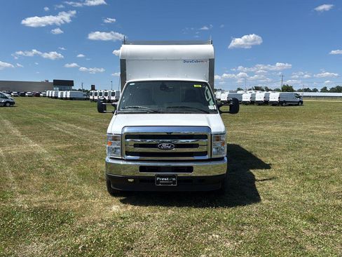New 2027 Ford E-350 and Econoline 350 Super Duty w/ Power Equipment Group RWD image 8