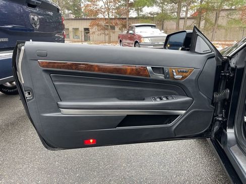 Used 2015 Mercedes-Benz E 400 Cabriolet image 19