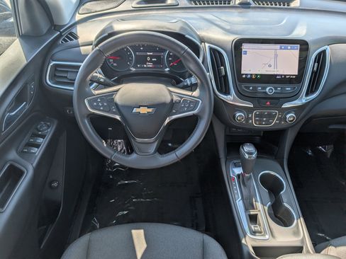 Used 2021 Chevrolet Equinox LT AWD/4WD image 18