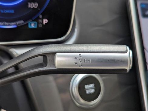 Used 2022 Mercedes-Benz EQS 450+ Sedan image 12