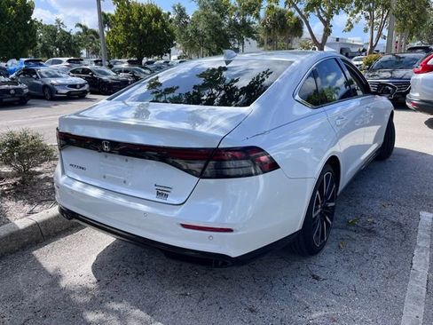 Used 2023 Honda Accord Touring image 6