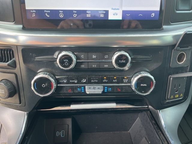 Used 2023 Ford F150 Lariat RWD image 29