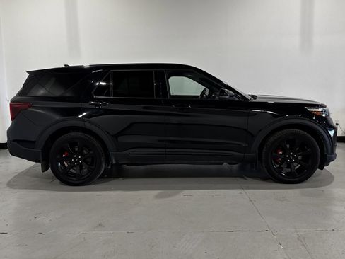 Used 2022 Ford Explorer ST w/ ST Street Pack AWD/4WD image 22