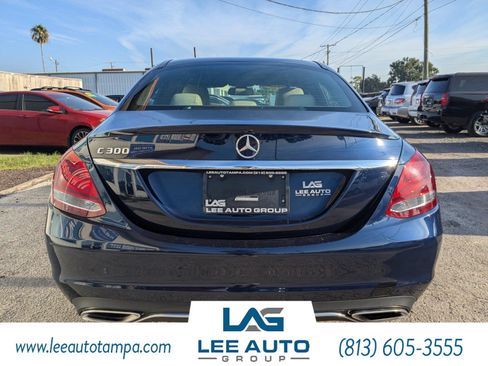 Used 2018 Mercedes-Benz C 300 Sedan w/ Premium Package image 5