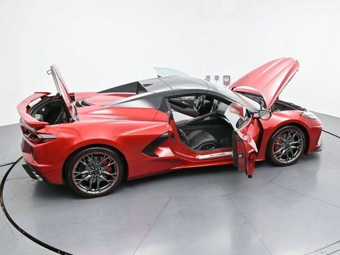 Used 2026 Chevrolet Corvette Stingray Convertible w/ Z51 Performance Package RWD image 40