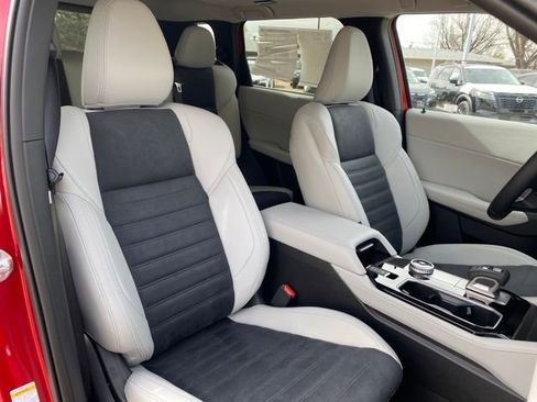 New 2026 Mitsubishi Outlander SE AWD/4WD image 9