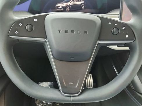 Used 2024 Tesla Model X Plaid image 47