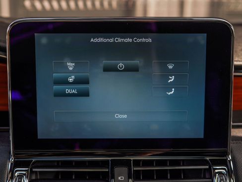 Used 2019 Lincoln Navigator Reserve AWD/4WD image 20