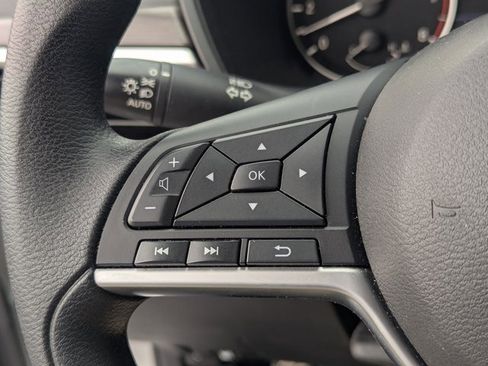 Used 2024 Nissan Altima 2.5 SV image 18