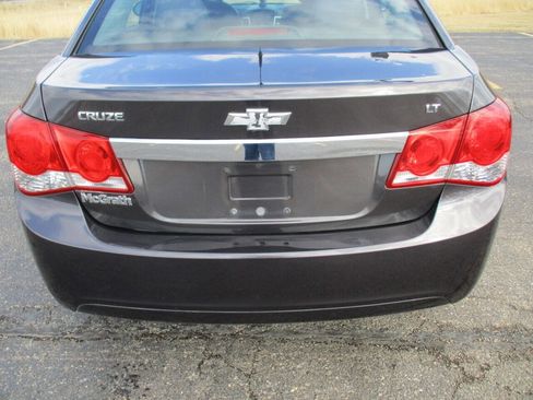 Used 2014 Chevrolet Cruze LT image 29