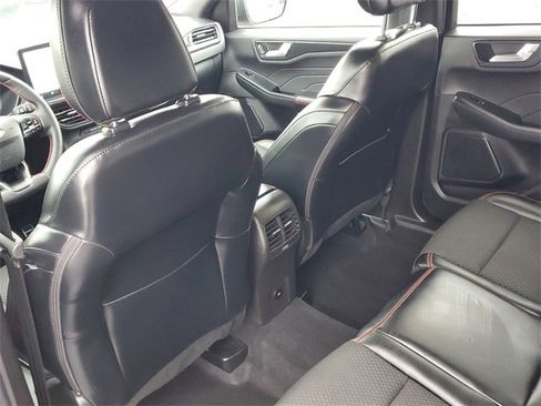 Certified 2023 Ford Escape ST-Line w/ Tech Pack #1 image 31