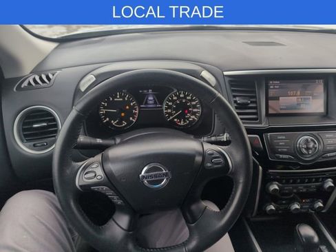 Used 2016 Nissan Pathfinder SV w/ SV Cold Weather Package image 18