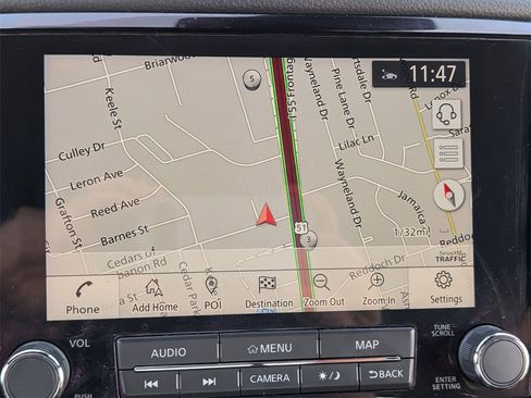 Used 2020 Nissan Titan PRO-4X w/ Pro-4x Convenience Package image 16