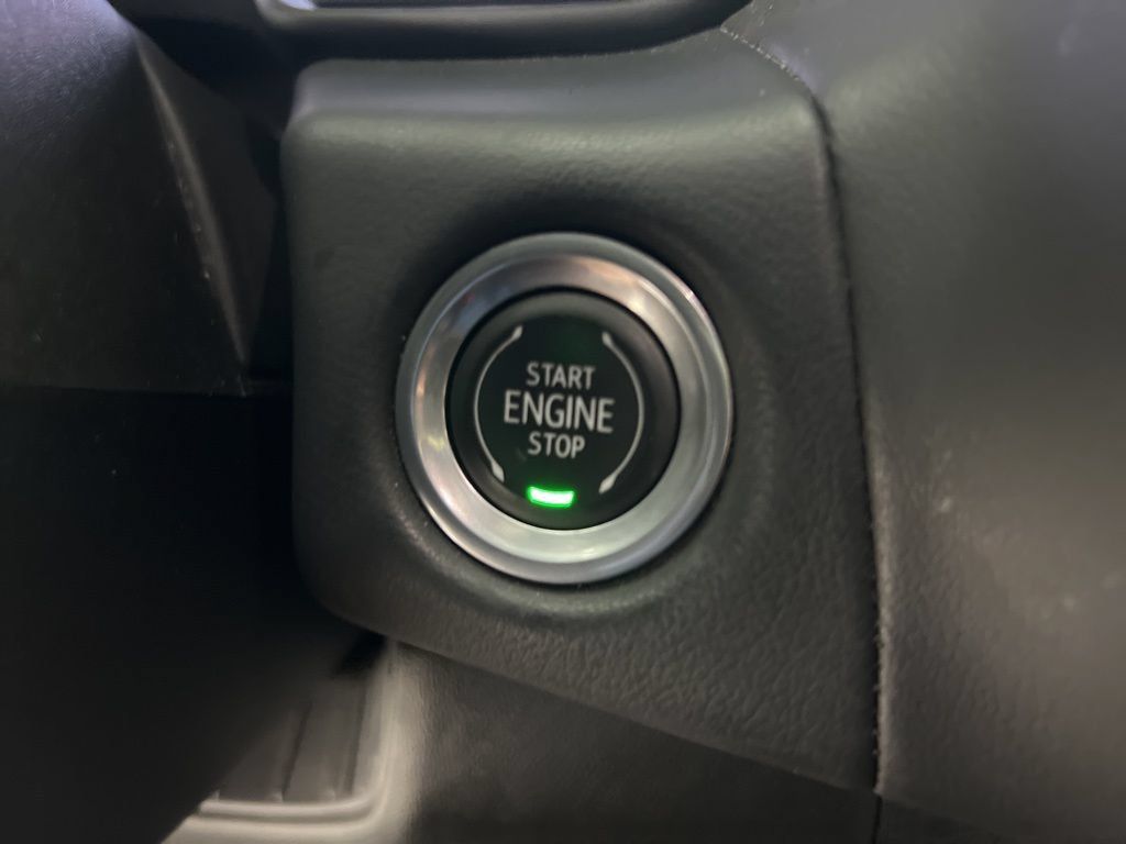 Used 2023 Chevrolet Tahoe Premier RWD image 16