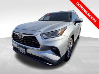 Used 2024 Toyota Highlander Limited FWD video 1