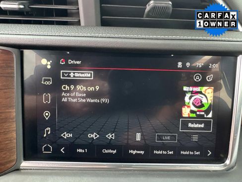 Used 2023 GMC Yukon XL Denali Ultimate image 30