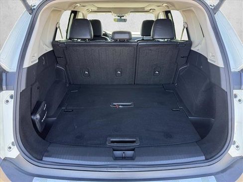 Used 2023 Nissan Rogue SL w/ SL Premium Package FWD image 7