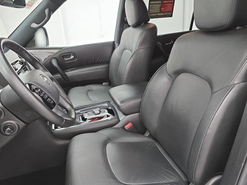 Certified 2023 Nissan Armada SL w/ Midnight Edition Package AWD/4WD image 16