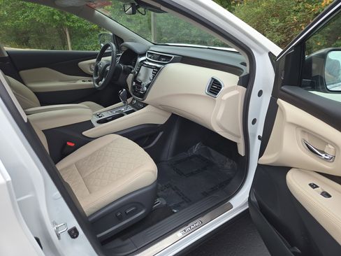 Certified 2024 Nissan Murano Platinum w/ Cargo Package image 25