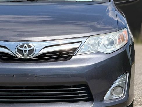 Used 2013 Toyota Camry XLE image 10
