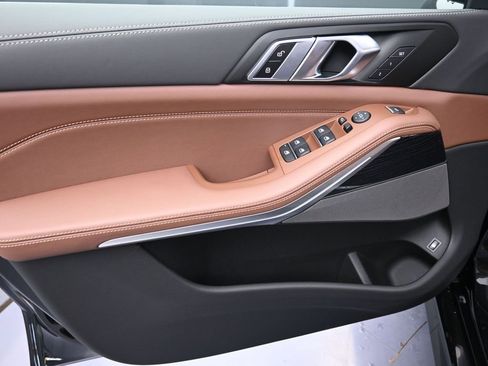 New 2026 BMW X5 xDrive50e w/ M Sport Package image 11