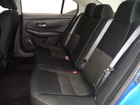 Used 2023 Nissan Sentra SV image 8