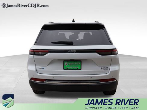 Used 2024 Jeep Grand Cherokee Limited 4xe AWD/4WD image 4