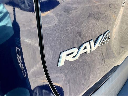 Used 2020 Toyota RAV4 Limited w/ Limited Grade Weather Package AWD/4WD image 12