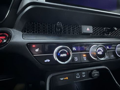 Used 2025 Honda CR-V Sport-L image 23