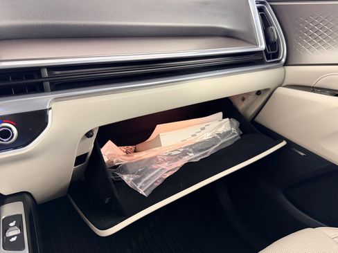 Used 2025 Kia Sorento SX Prestige image 27